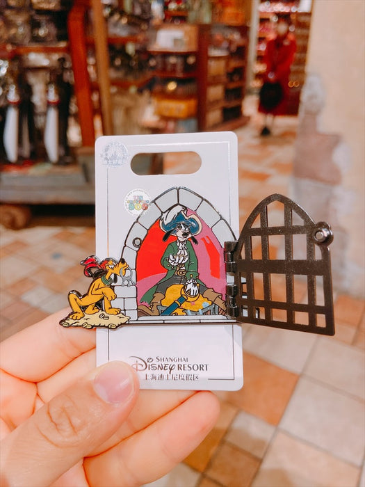 SHDL - Mickey & Goofy Pirates In The Caribbean Collection x Goofy & Pluto Pin