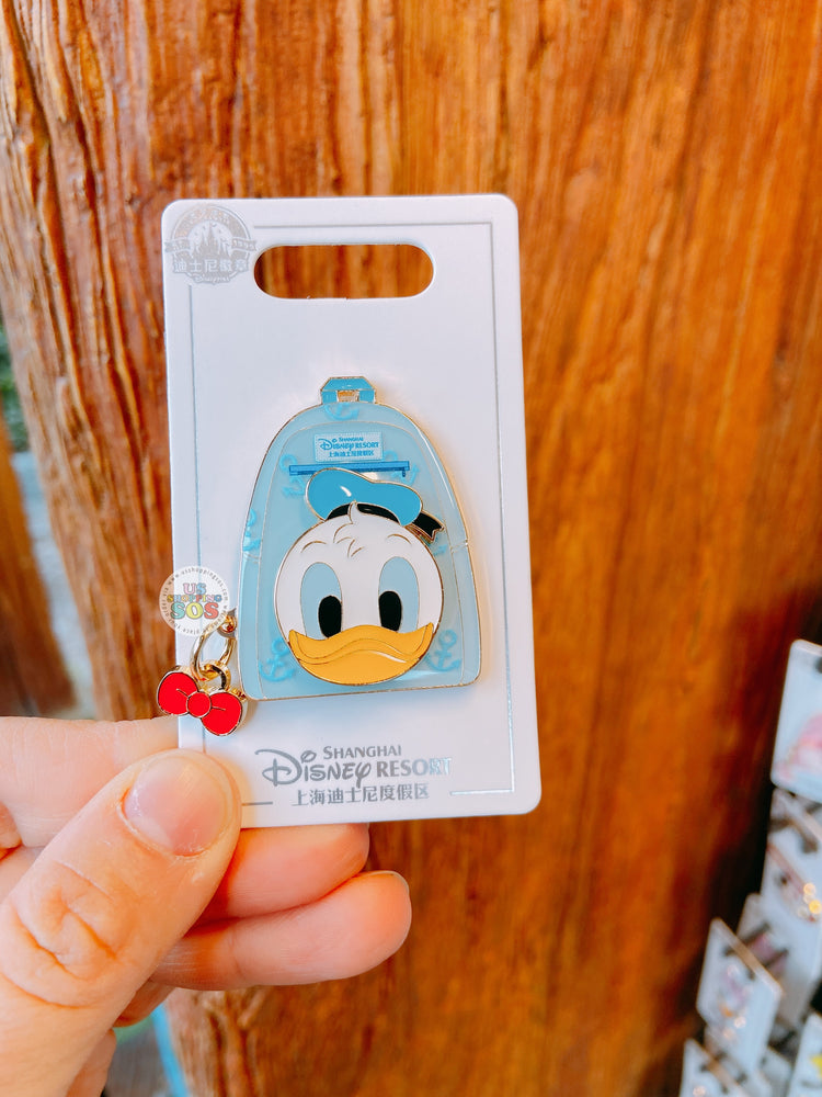 SHDL - Donald Duck "Backpack" Shaped Pin