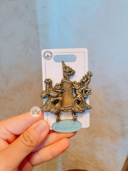 SHDL - Shanghai Disneyland Hotel x Mickey & Friends "Figure Statue" Pin Badge