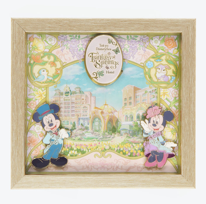 TDR - Fantasy Springs “Tokyo DisneySea Fantasy Springs Hotel” Collection x Mickey & Minnie Mouse Pin Badges Set