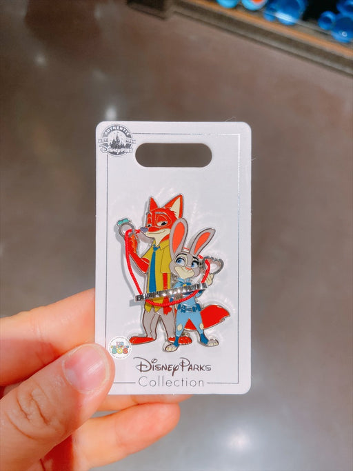 SHDL - Zootopia x Judy Hopps and Nick Wilde "Red String and Accessories"  Pin
