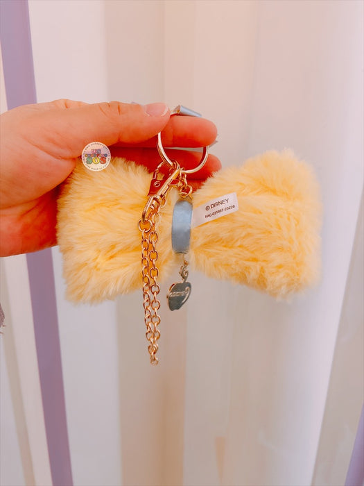 SHDL - Disney Winter Magic Cavalcade Princess Collection x Snow White Fluffy Bow Keychain