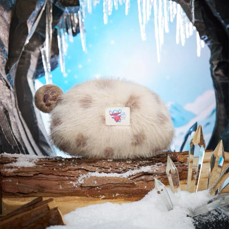 SHDS - 2026 Stitch & Friends Glacier Tribe Collection x Stitch Fluffy Pouch (Release Date: Oct 31, 2026)