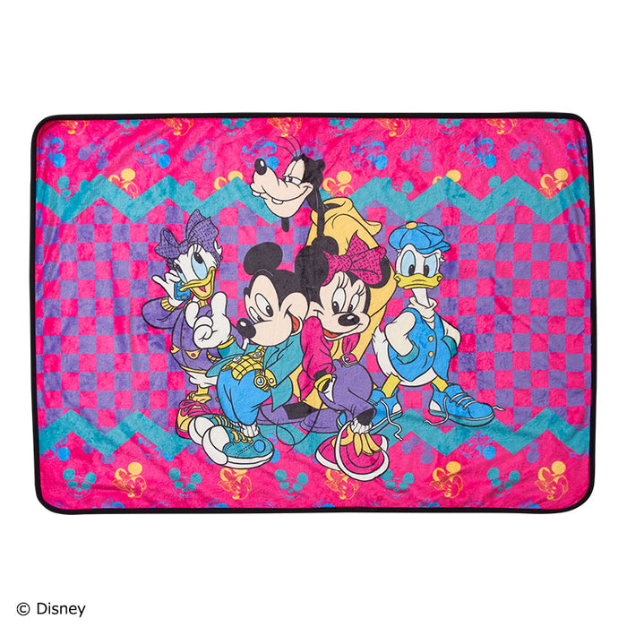Japan Exclusive - "Hang Out with Disney Pals" Collection x Disney Blanket with Backpack Type Case