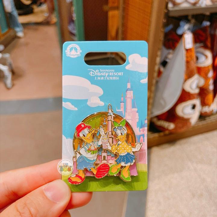 SHDL - Happy Summer 2023 x Chip & Dale Pin