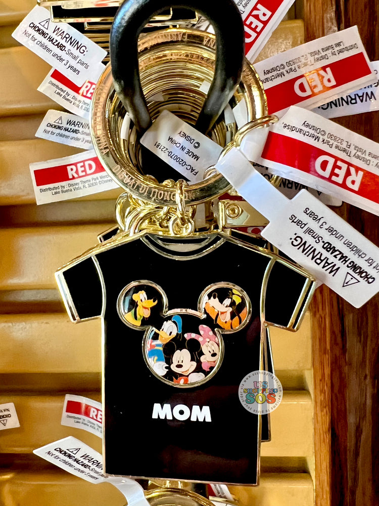 DLR - Mickey & Friends T-shirt Keychain - Mom