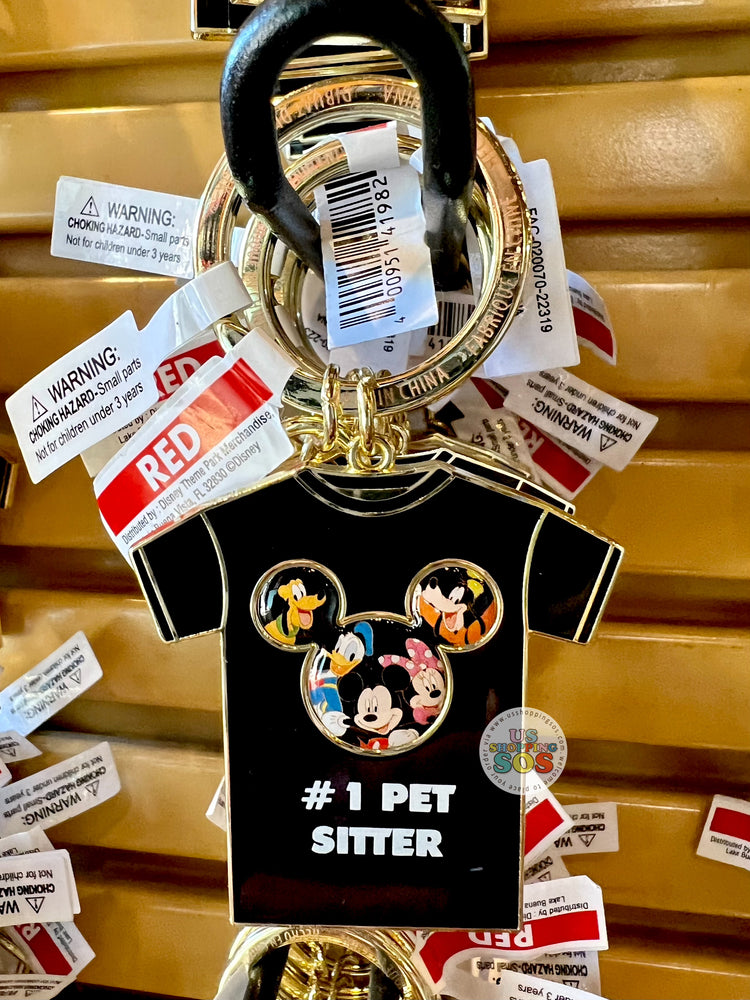 DLR - Mickey & Friends T-shirt Keychain - #1 Pet Sitter