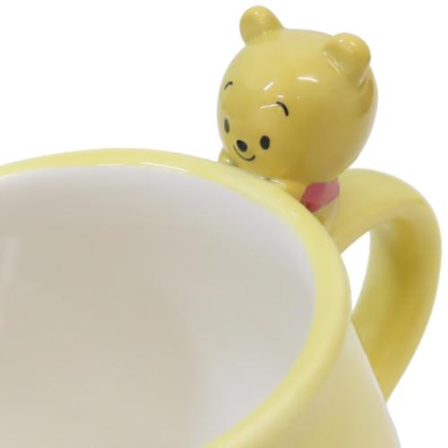 Japan Exclusive - Winnie the Pooh "Yururun" Mug with Figure