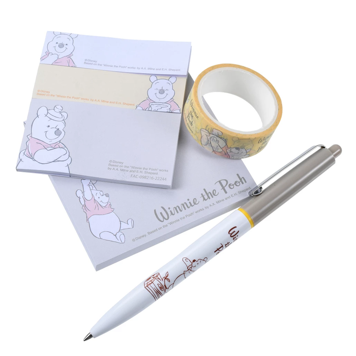 JDS - Winnie the Pooh Stationary Set in Case