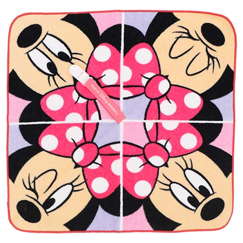 TDR - Minnie Mouse Towel with a Hook (Release Date: Jul 21)
