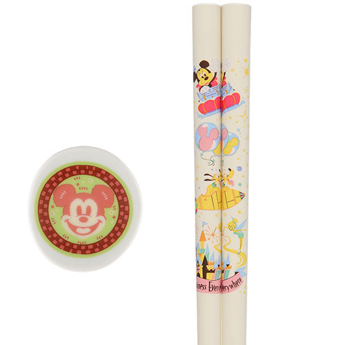 TDR - It's a Small World Collection x White Color Chopsticks & Chopstick Rest Set (Release Date: Sept 29)