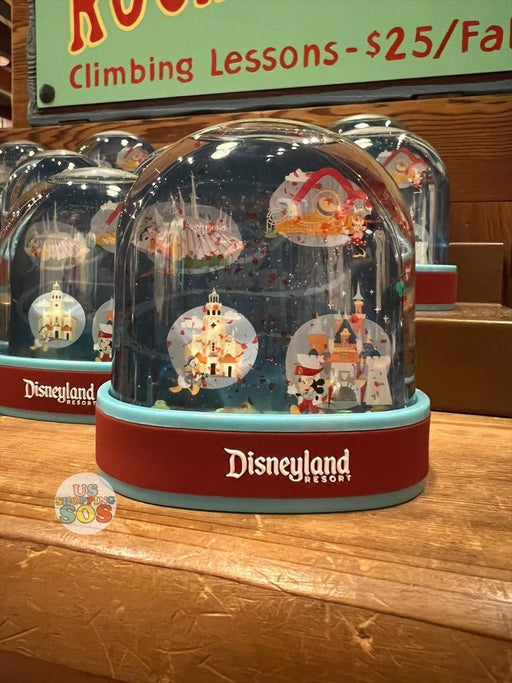 DLR - Mickey & Friends Attraction Snow Globe