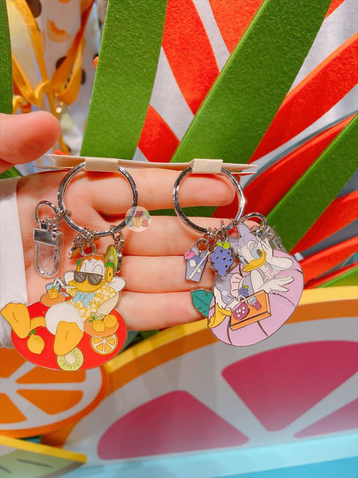 SHDL - Mickey's Pool Party Collection - Donald & Daisy Duck Keychains Set