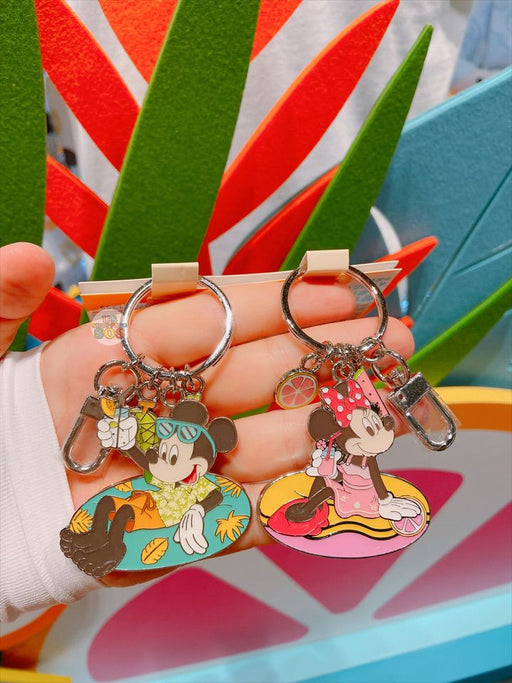 SHDL - Mickey's Pool Party Collection - Mickey & Minnie Mouse Keychains Set