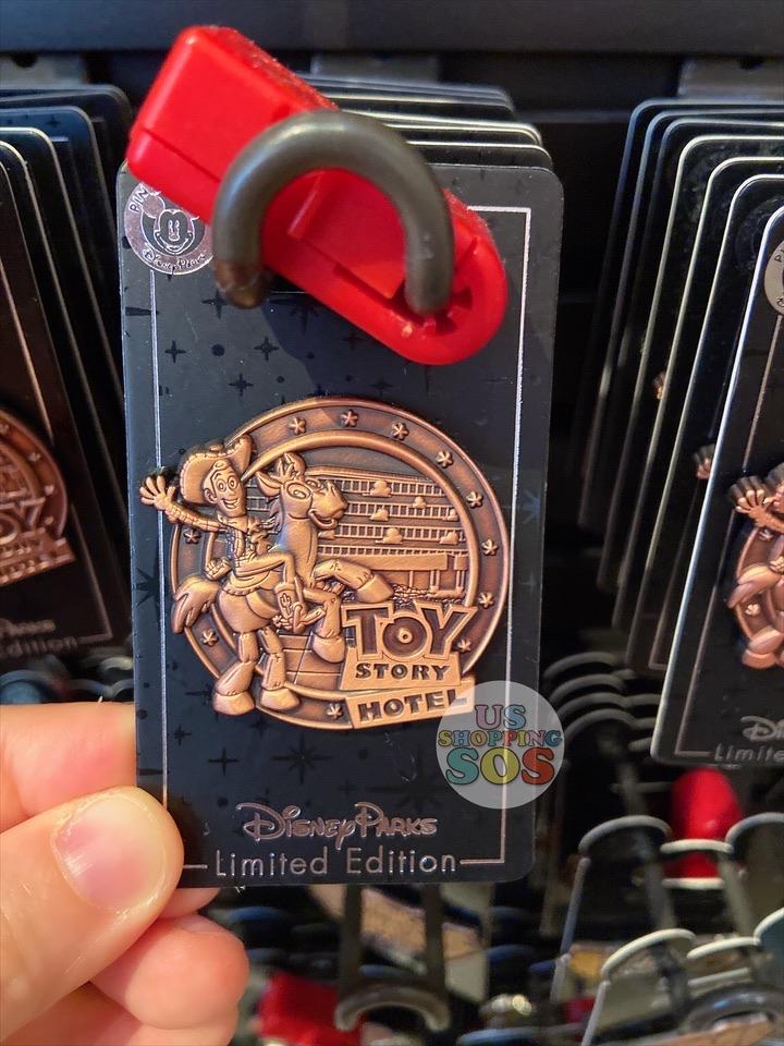 SHDL - Limited 500 Pin x Toy Story
