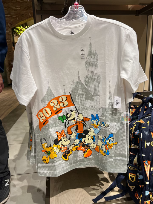 DLR - Disneyland 2023 - Mickey & Friends White Graphic T-shirt (Adult)