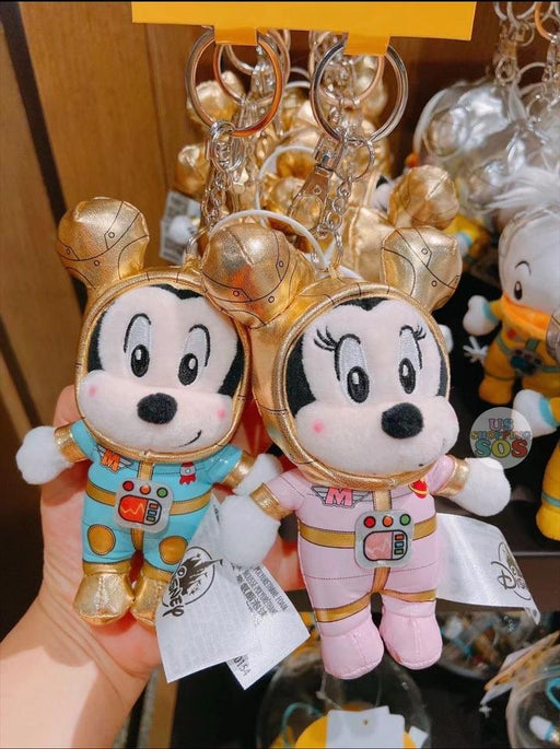 30th Anniversary Mickey Keychain Disneyland Paris new with tags