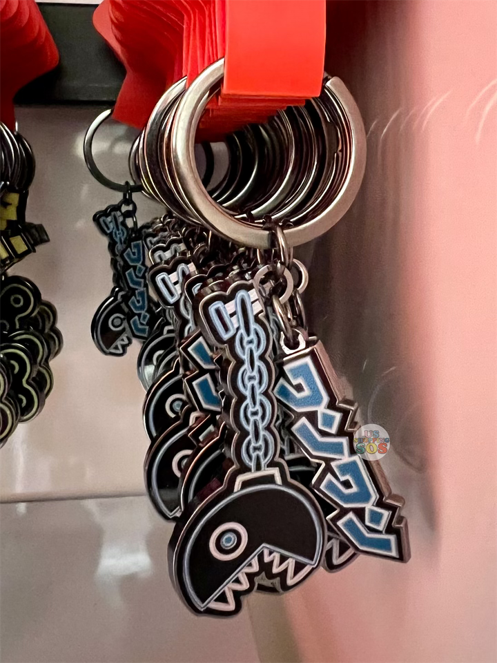 Universal Studios - Super Nintendo World - Chain Chomps Neon