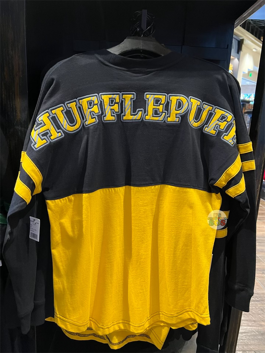 Universal Studios - The Wizarding World of Harry Potter - Hufflepuff Long Sleeve Spirit T-shirt