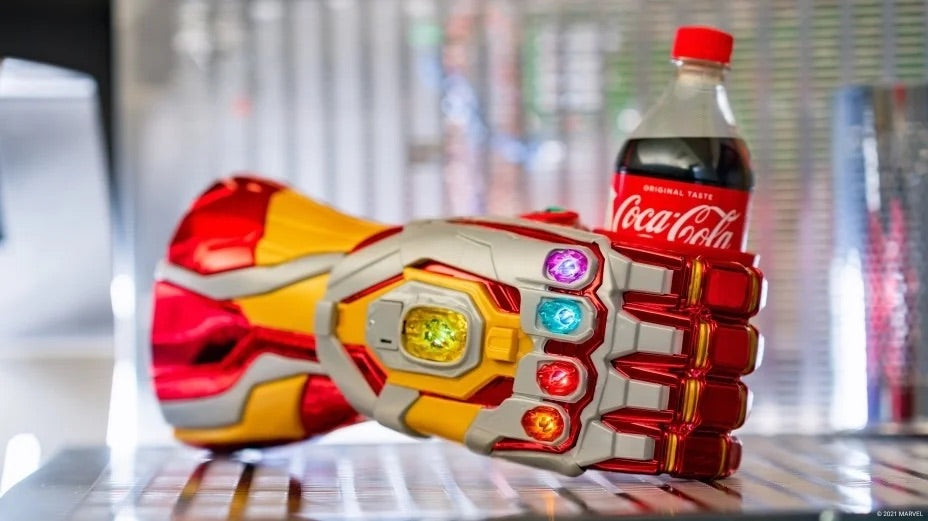 DLR - Iron Man Infinity Light-Up Gauntlet Souvenir Bottle Holder