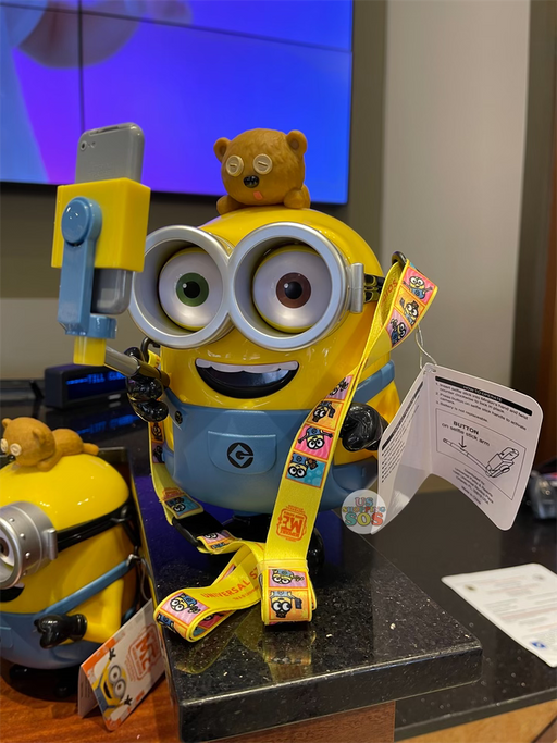 Universal Studios - Despicable Me Minions - Selfie Bob & Tim Collectible Popcorn Bucket