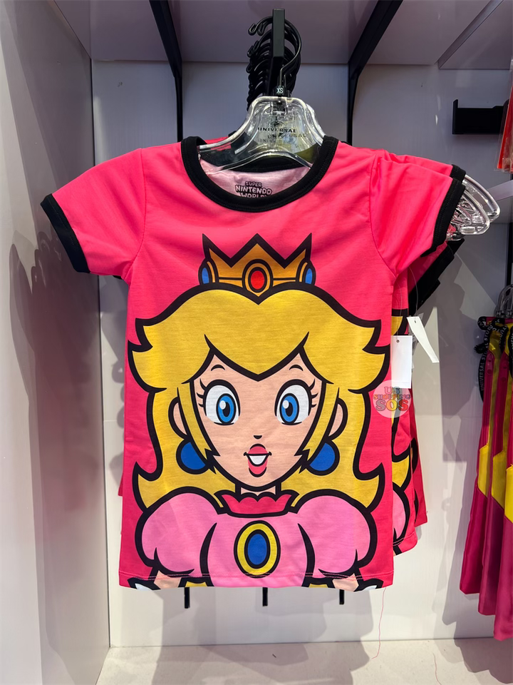 NWT Nintendo x UNIQLO Princess Peach Super Mario Family Museum