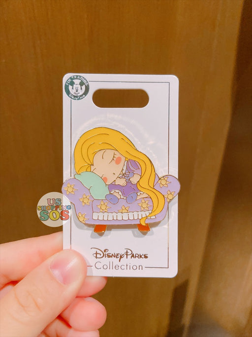 SHDL - Disney Princess "Sleeping on a Counge" Rapunzel Pin