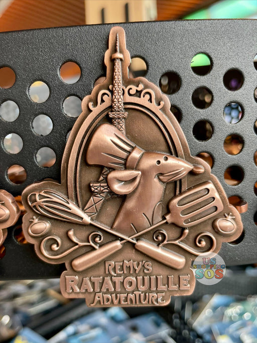 WDW - Epcot Remy’s Ratatouille Adventure - Remy Bronze Magnet