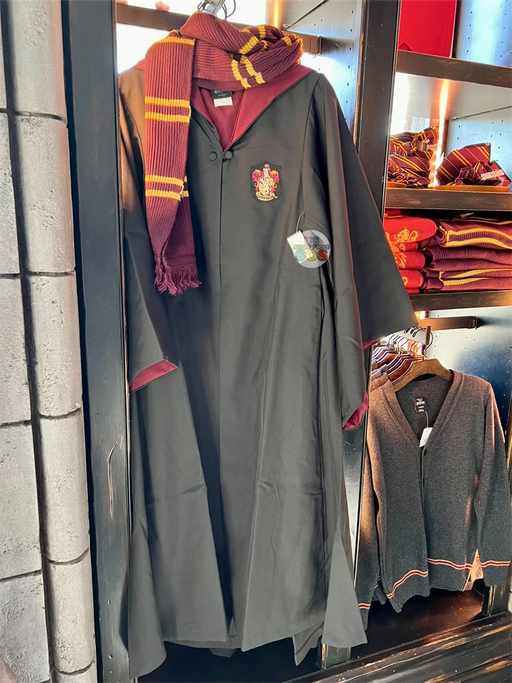 Universal Studios - The Wizarding World of Harry Potter - Gryffindor Robe (Adult)
