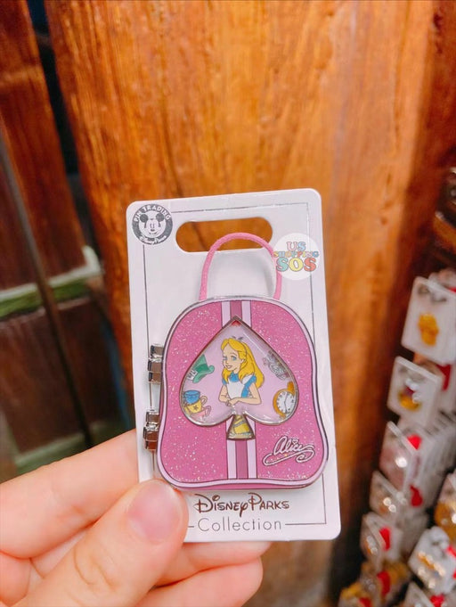 SHDL - Backpack Shaped Pin x Alice