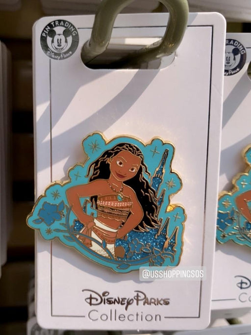 DLR - Disney Princess In Front Of Castle  Pin - Moana