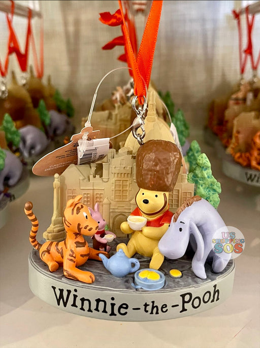 WDW - Epcot World Showcase United Kingdom - Classic Pooh & Friends Ornament