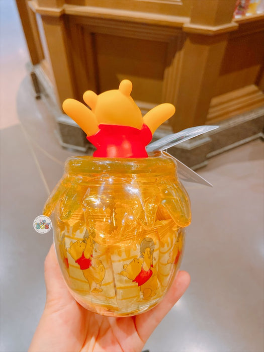 SHDL - Winnie the Pooh Honey Pot Shaped Candy & Container Set