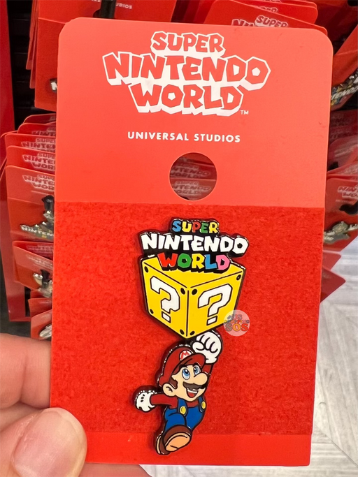 Universal Studios - Super Nintendo World - Mario Bumping Question Block Logo Pin